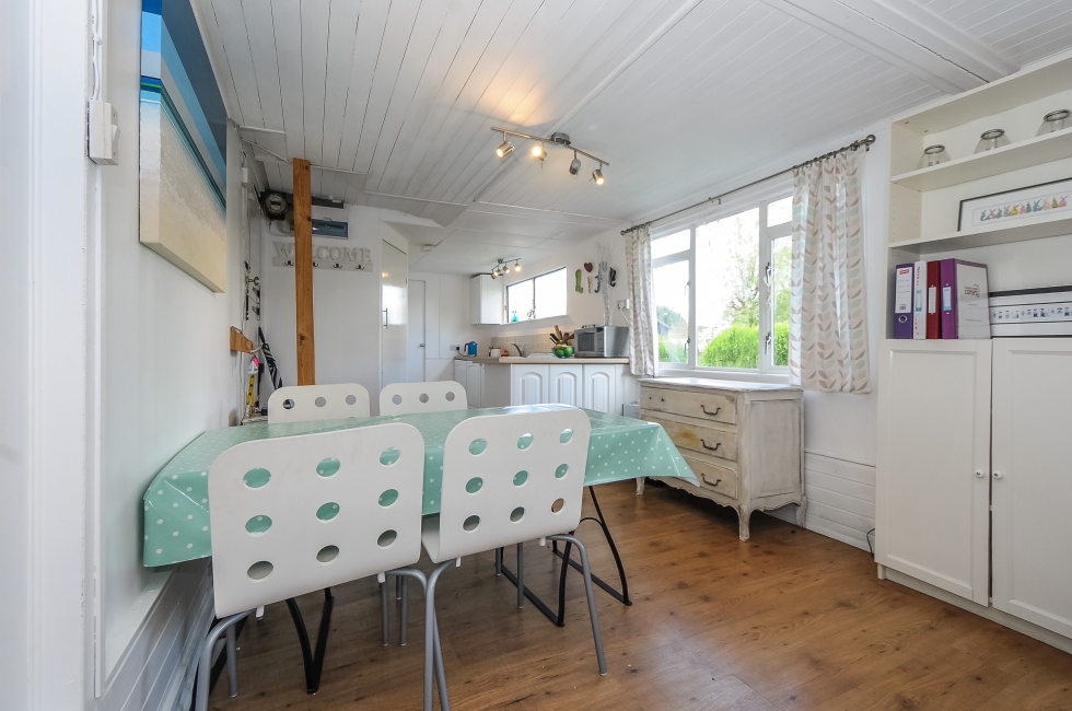 Property for Sale, Chichester Houseboat The Bees Baileys Estate Agent